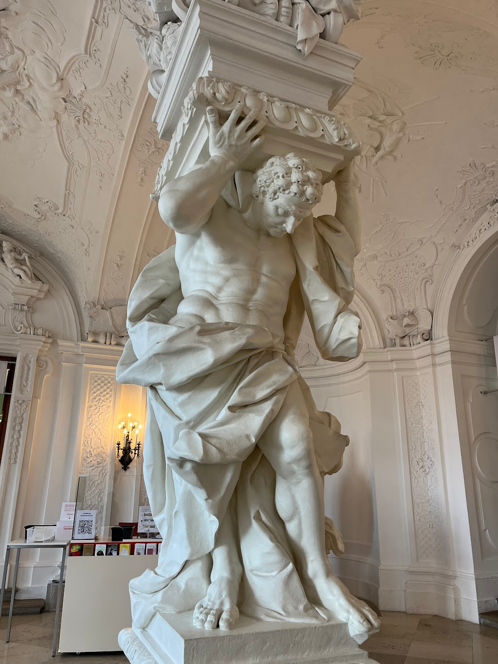 vienna belvedere pillard statue