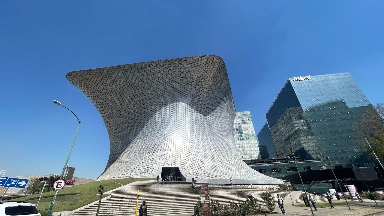 cdmx soumaya exterior