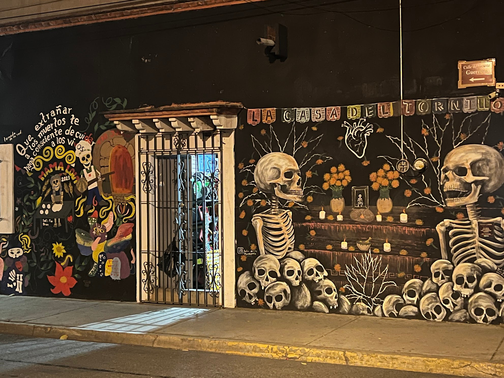 oaxaca muertos mural