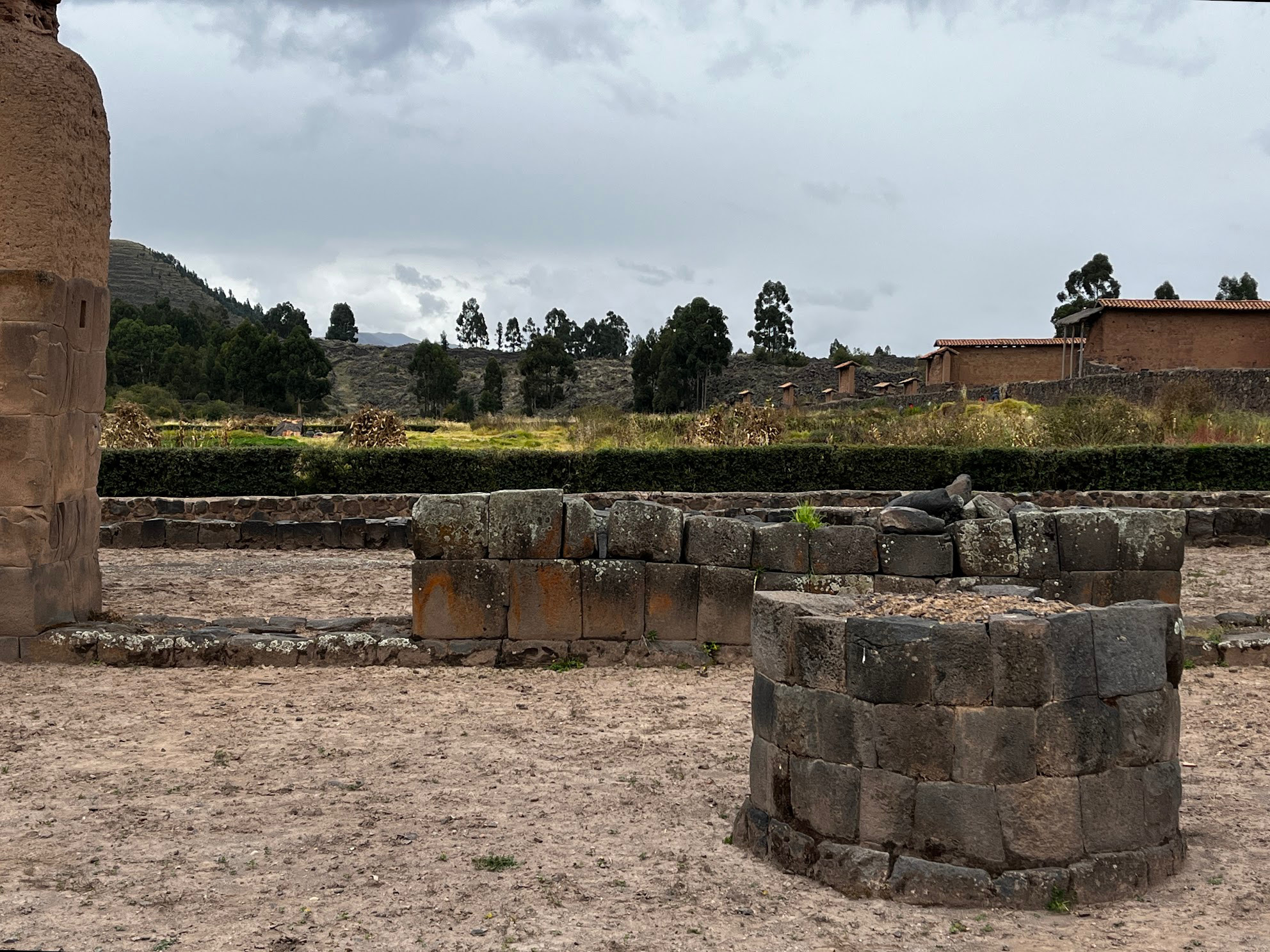 sun raod raqchi temple stone