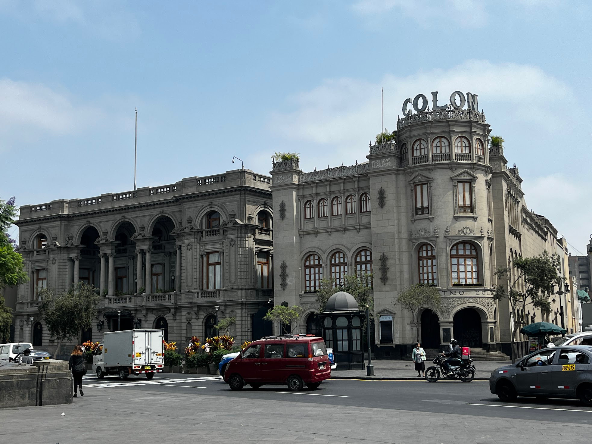 Lima Colon theater