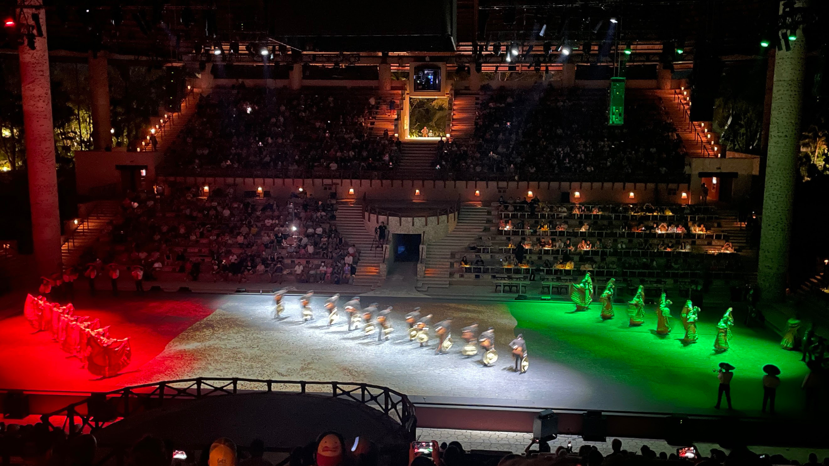 xcaret show flag
