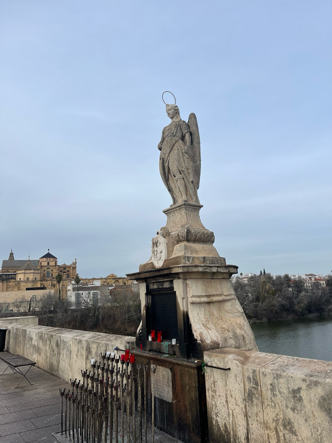 cordoba roman bridge statue