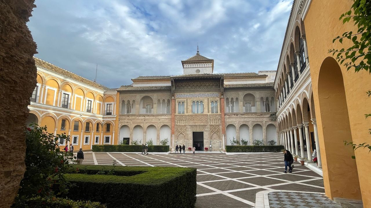 sevilla moorish palace