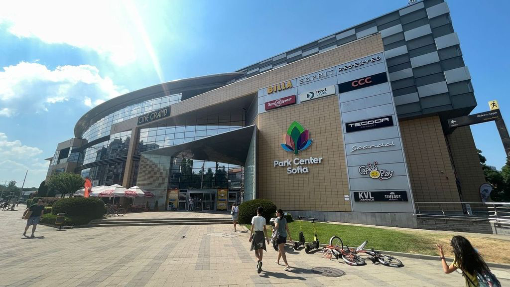 sofia mall1