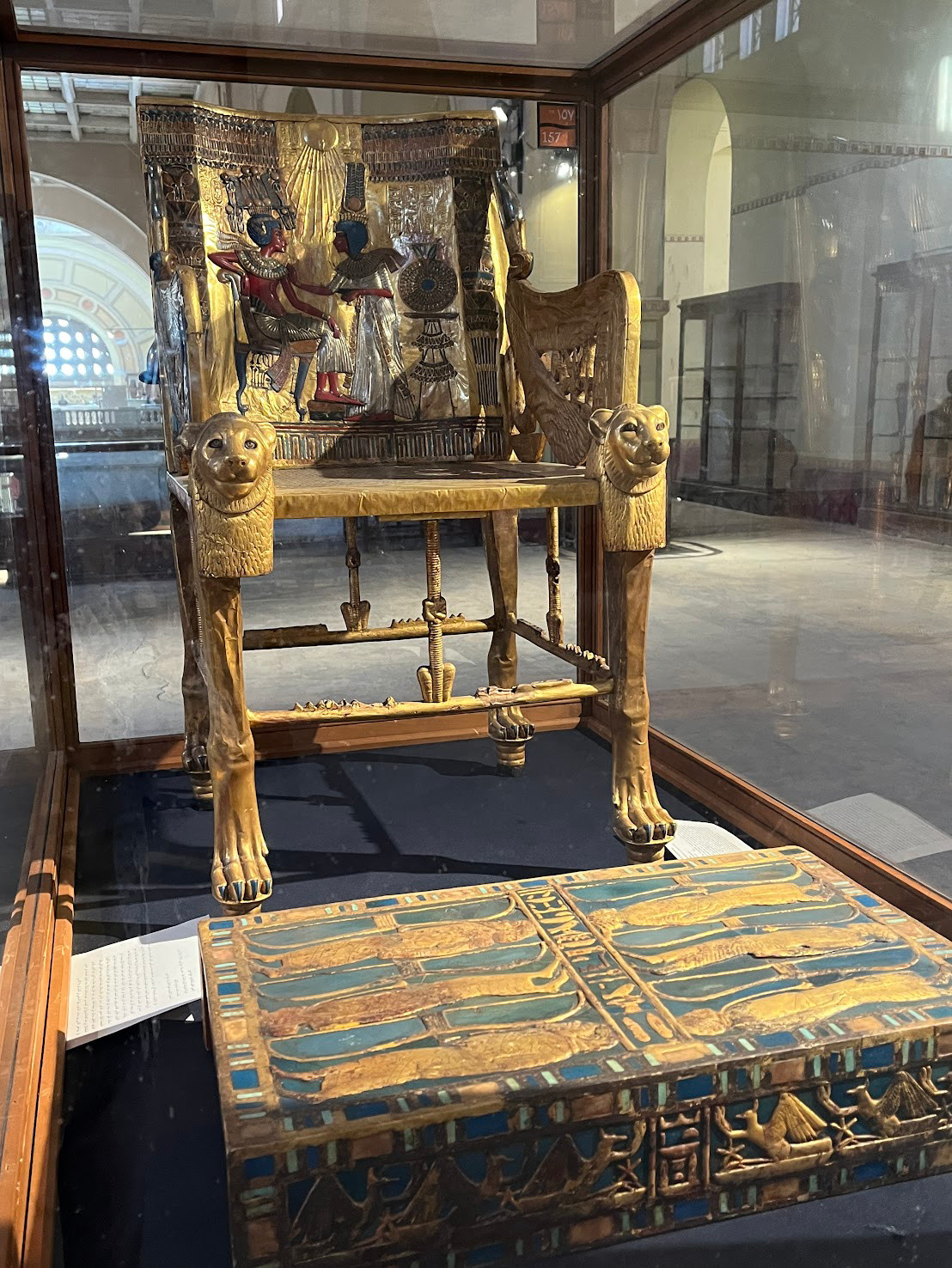 cairo egyptian museum throne