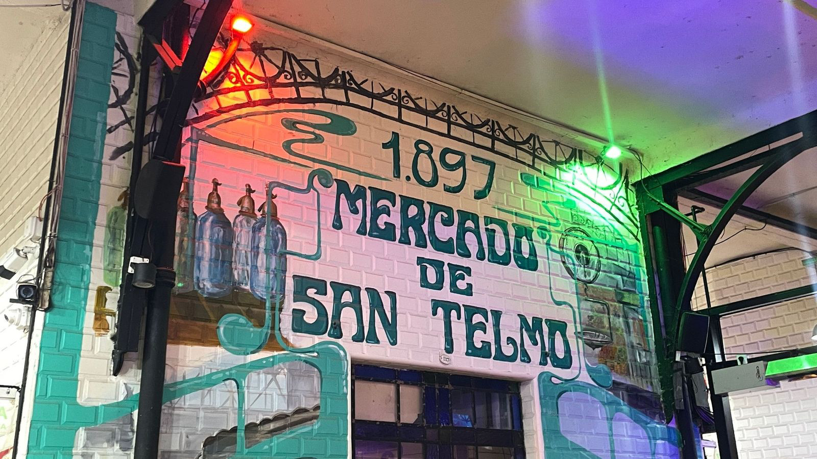BA San Telmo market