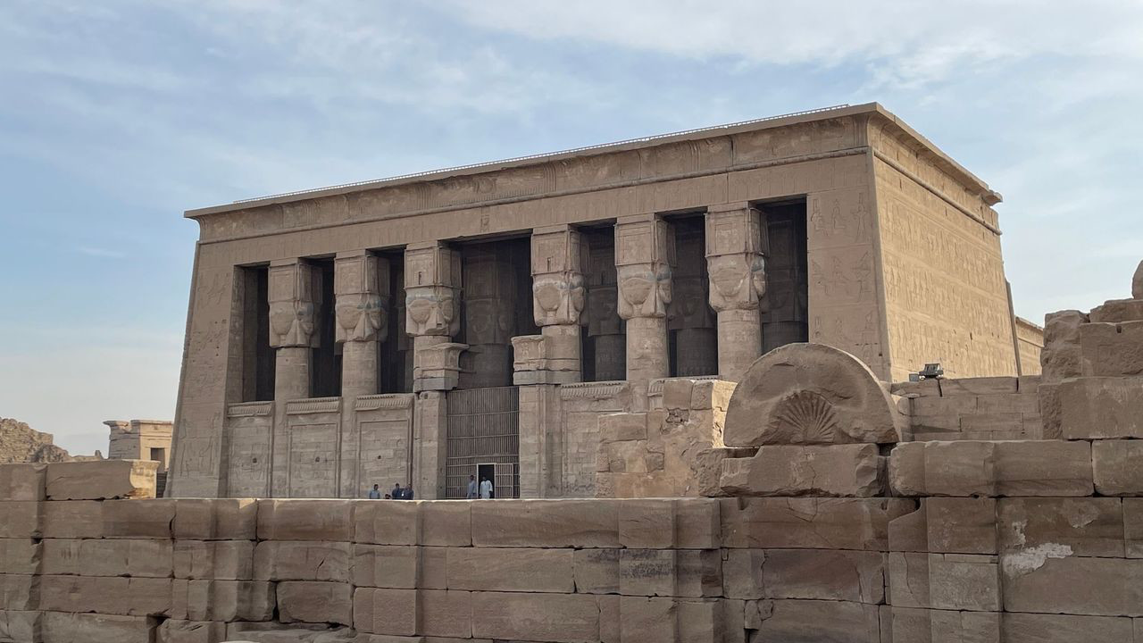 dandera hathor temple