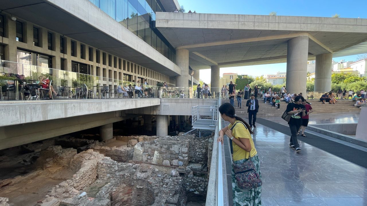 athens acropolis museum ruin