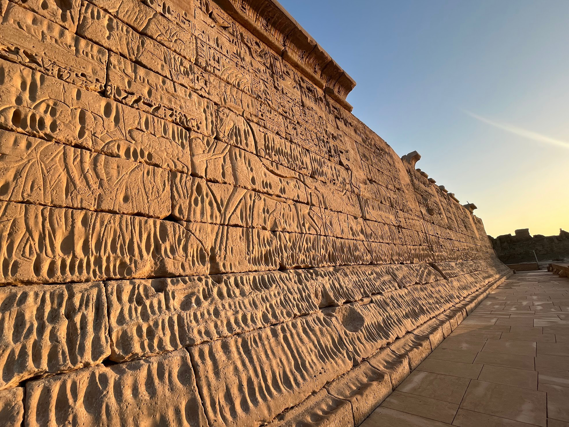 luxor medinet habu relief