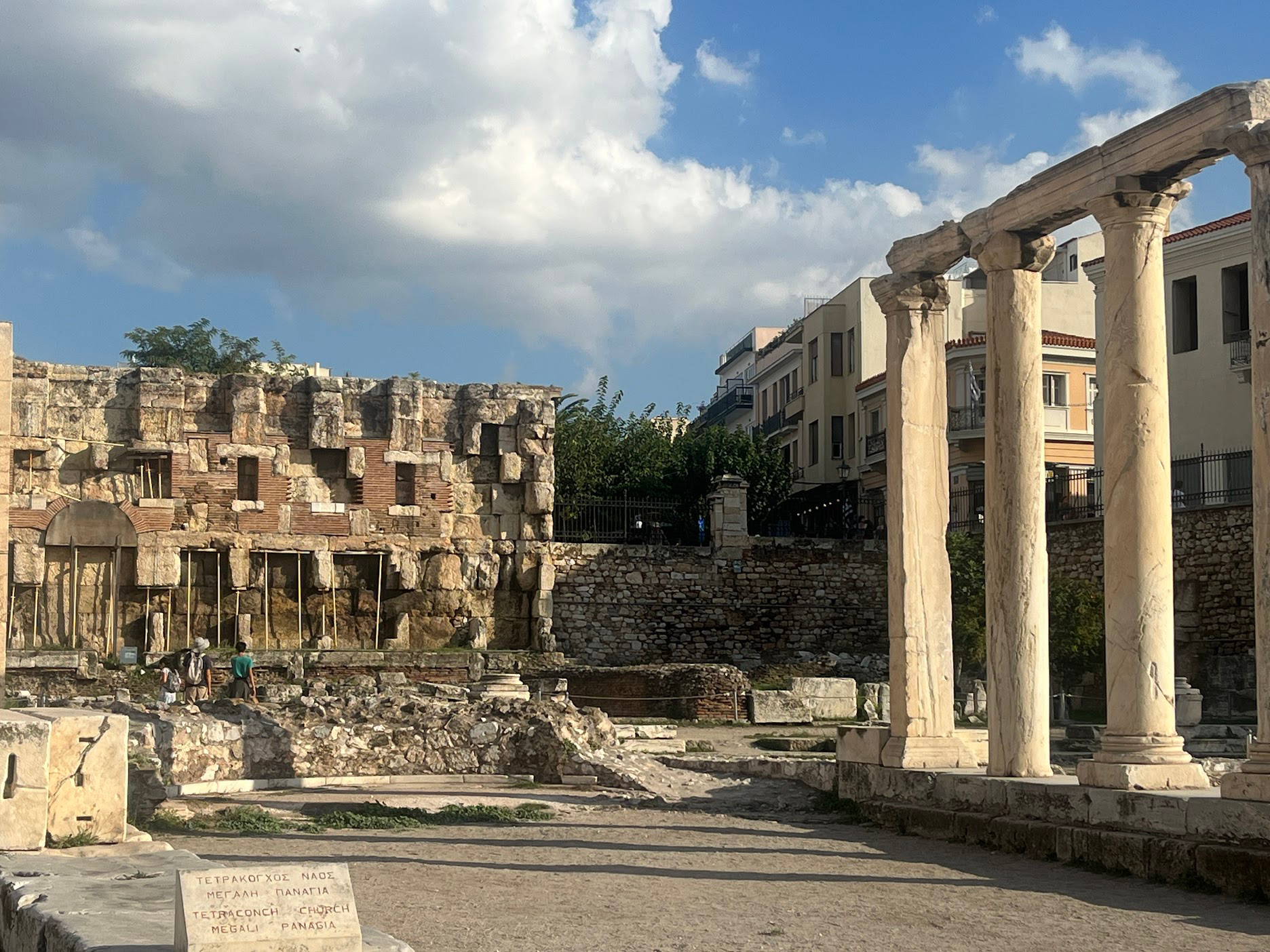 athens hadrian library1