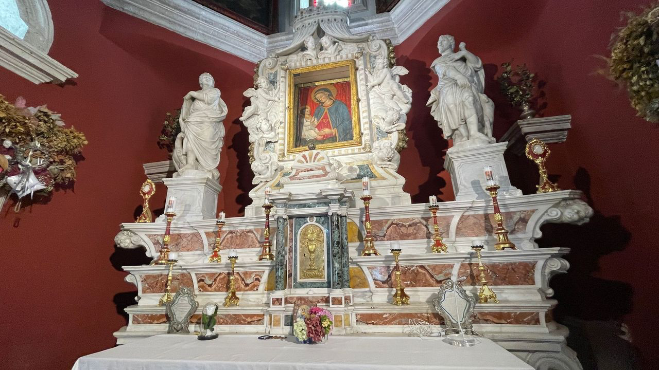 kotor lady of rock altar