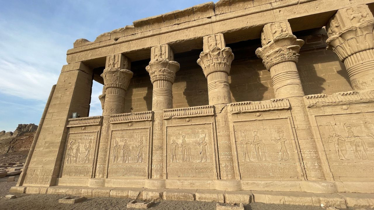 dandera greek temple1