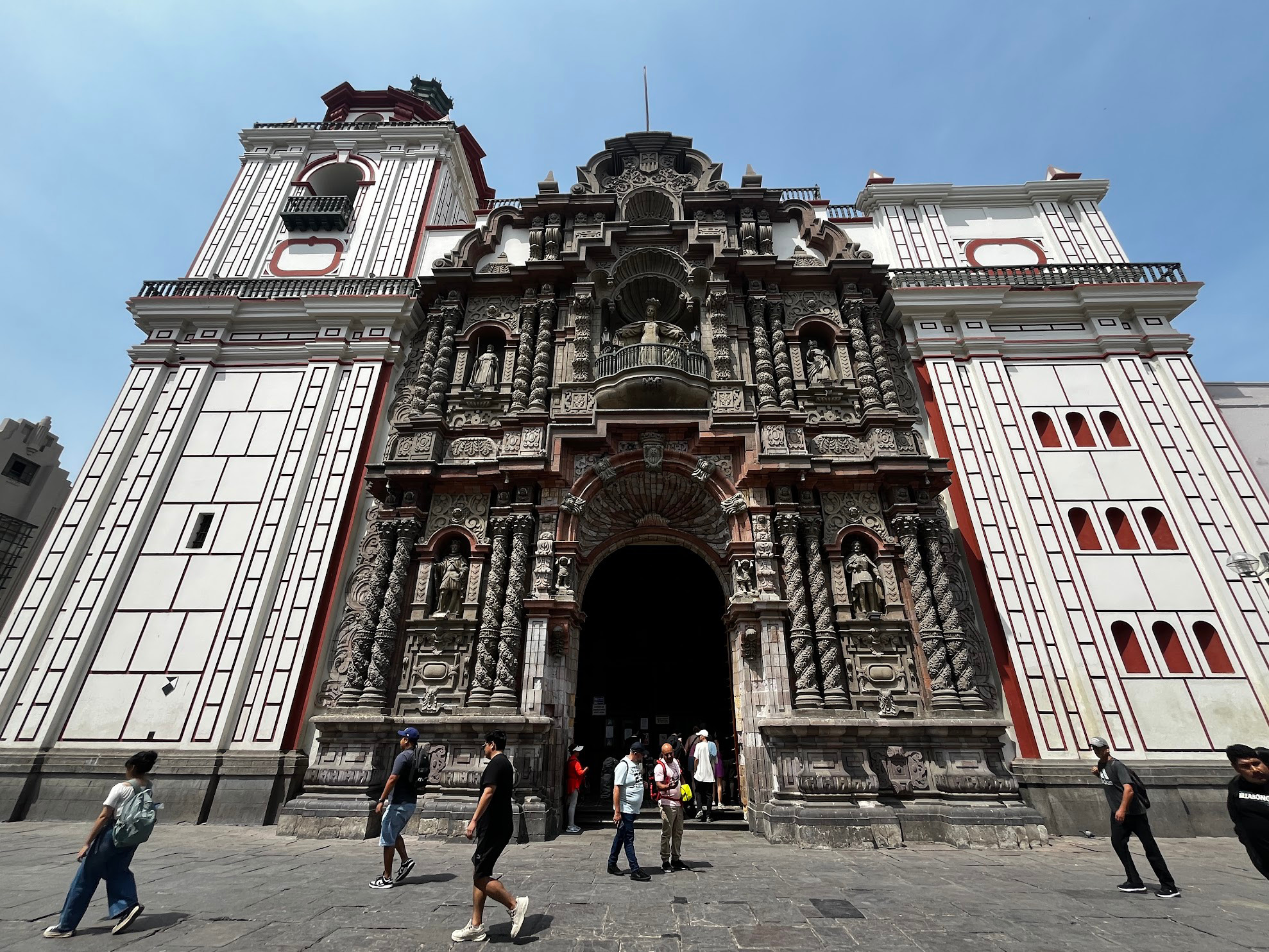 Lima church exterior