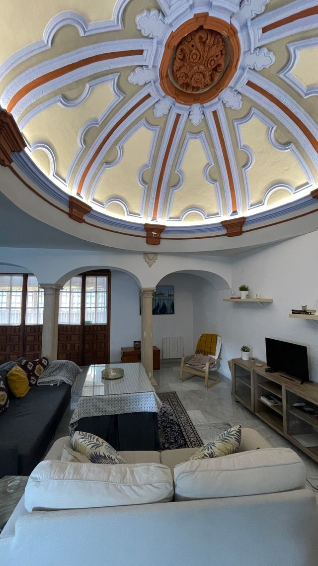 ronda apt living room