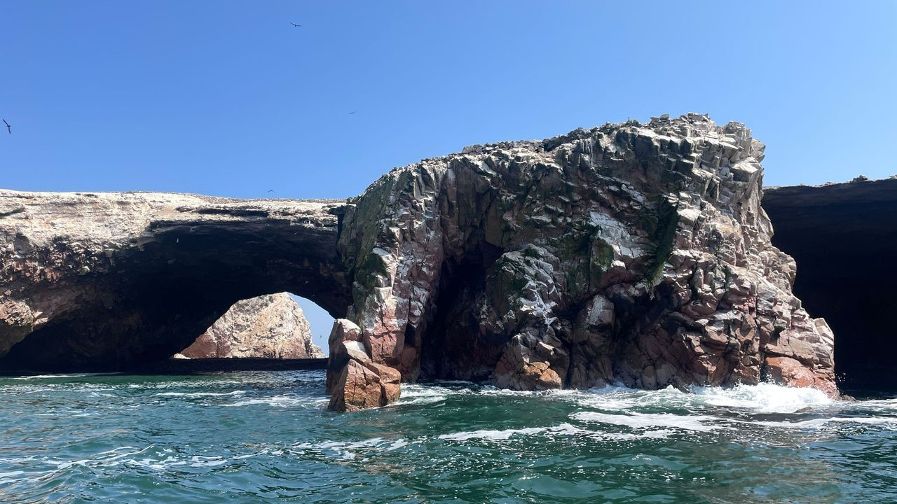 Lima Ballastes arch