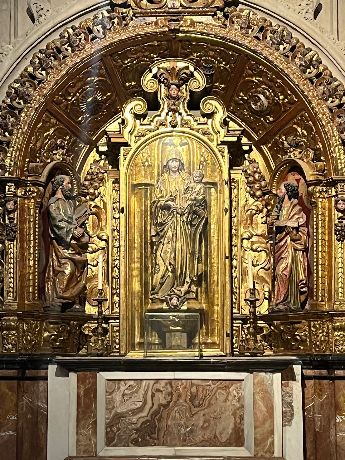 sevilla cathedral mary