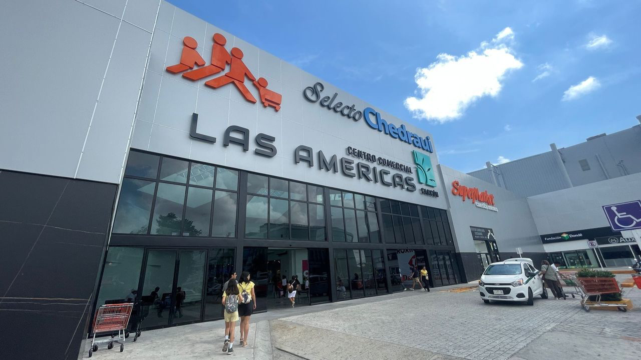 cancun mall