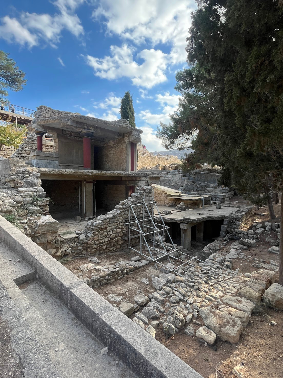 crete knossos palace levels
