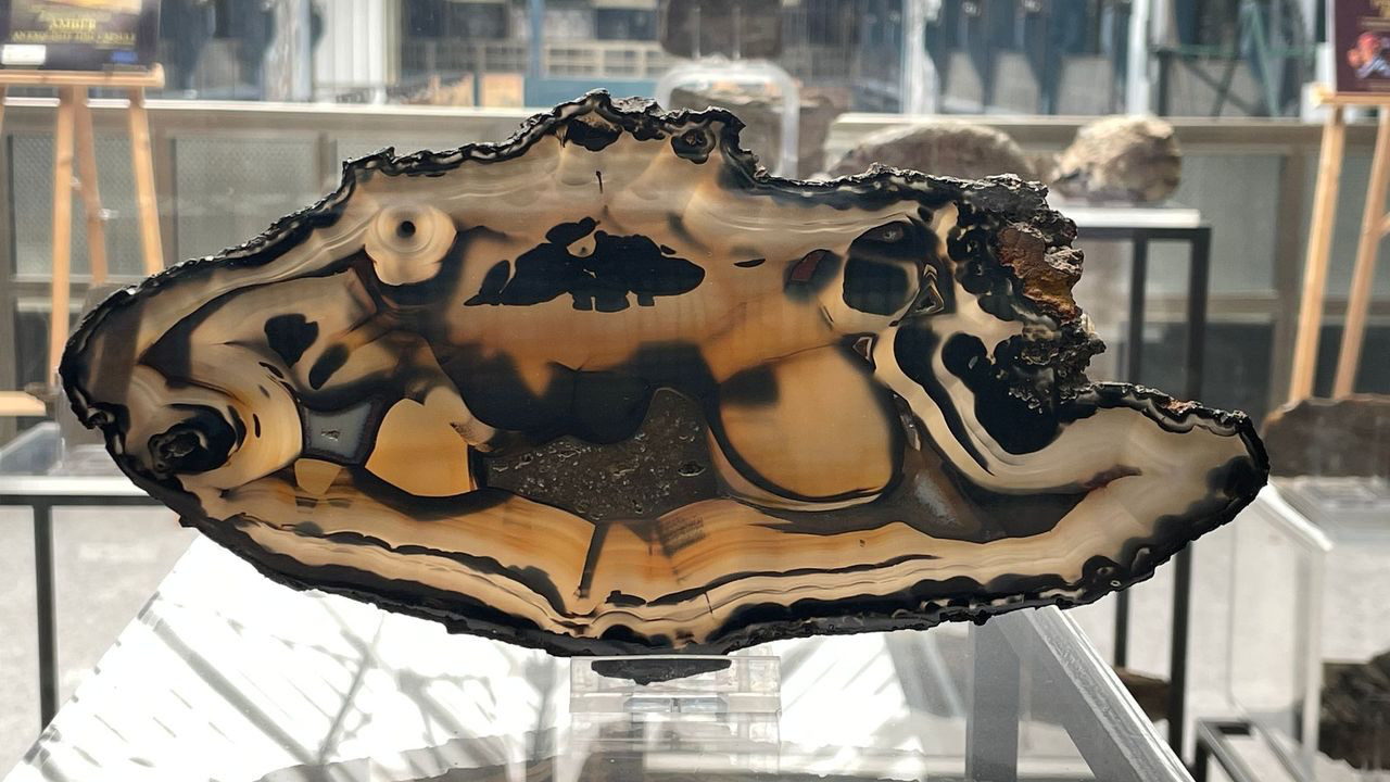 sofia rock museum translucent rock