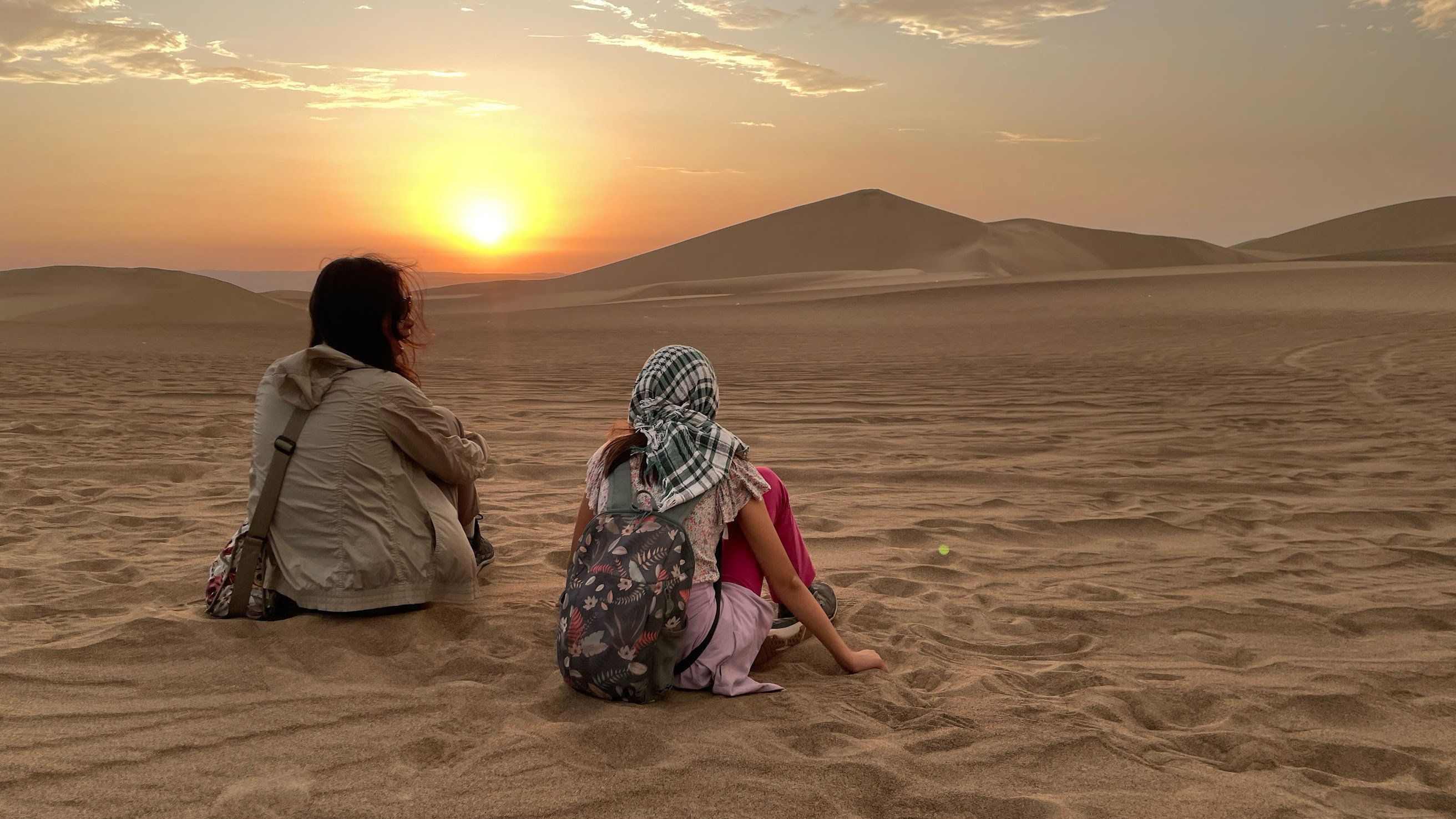 Oasis Huacachina sunset