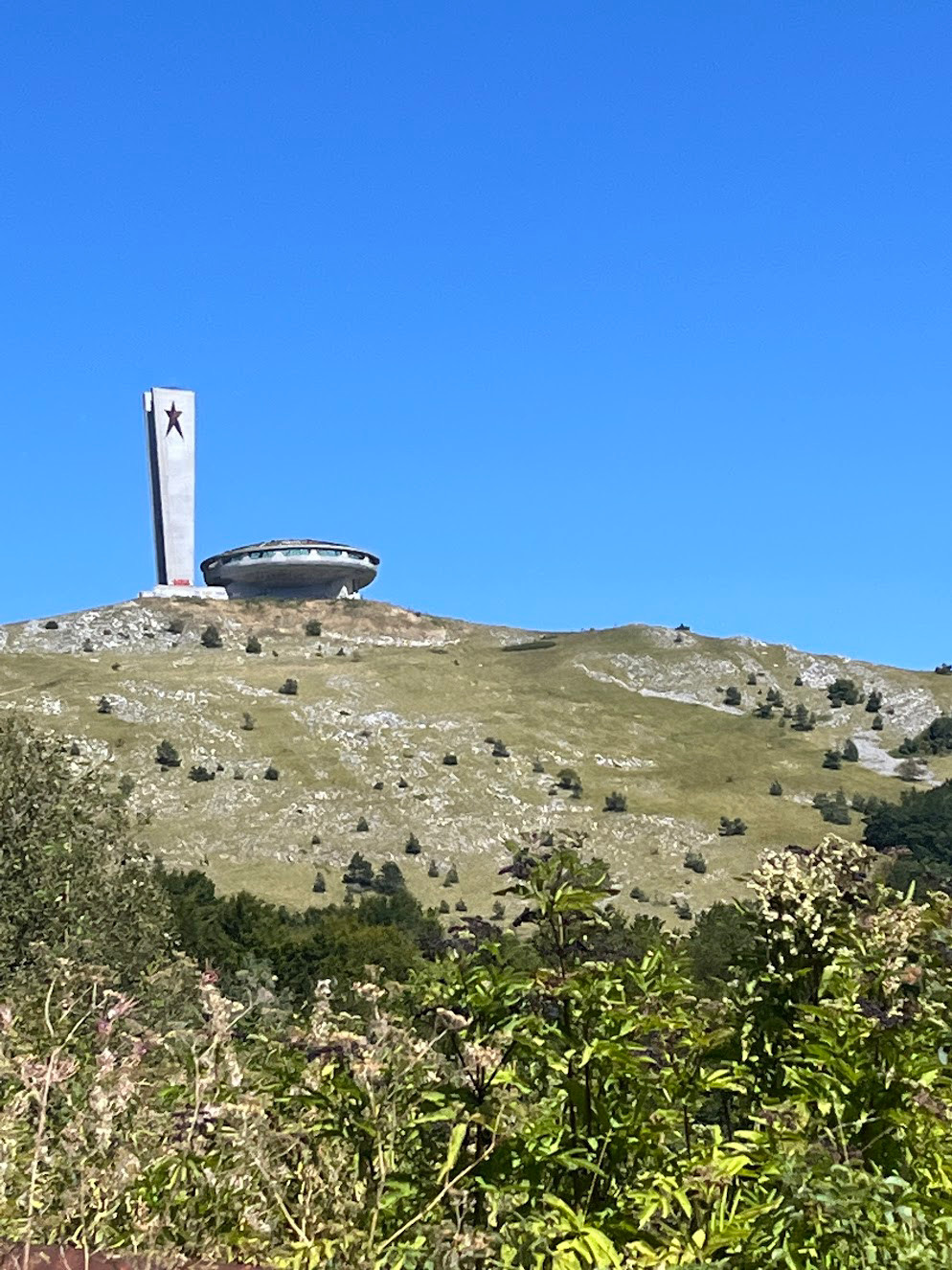 fly saucer building1