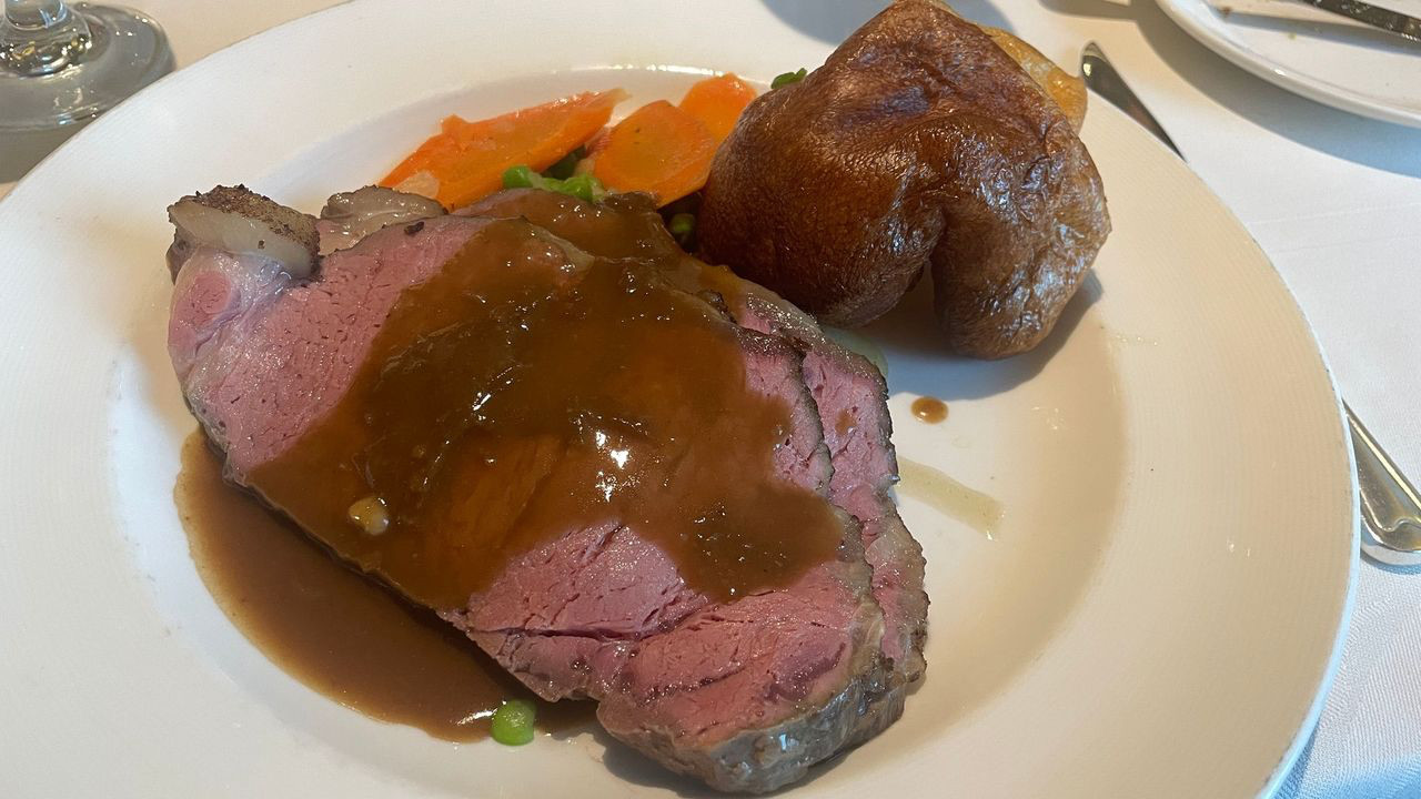 cruise dinner steak