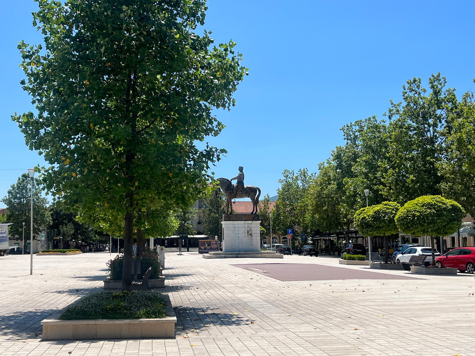 nikcik square