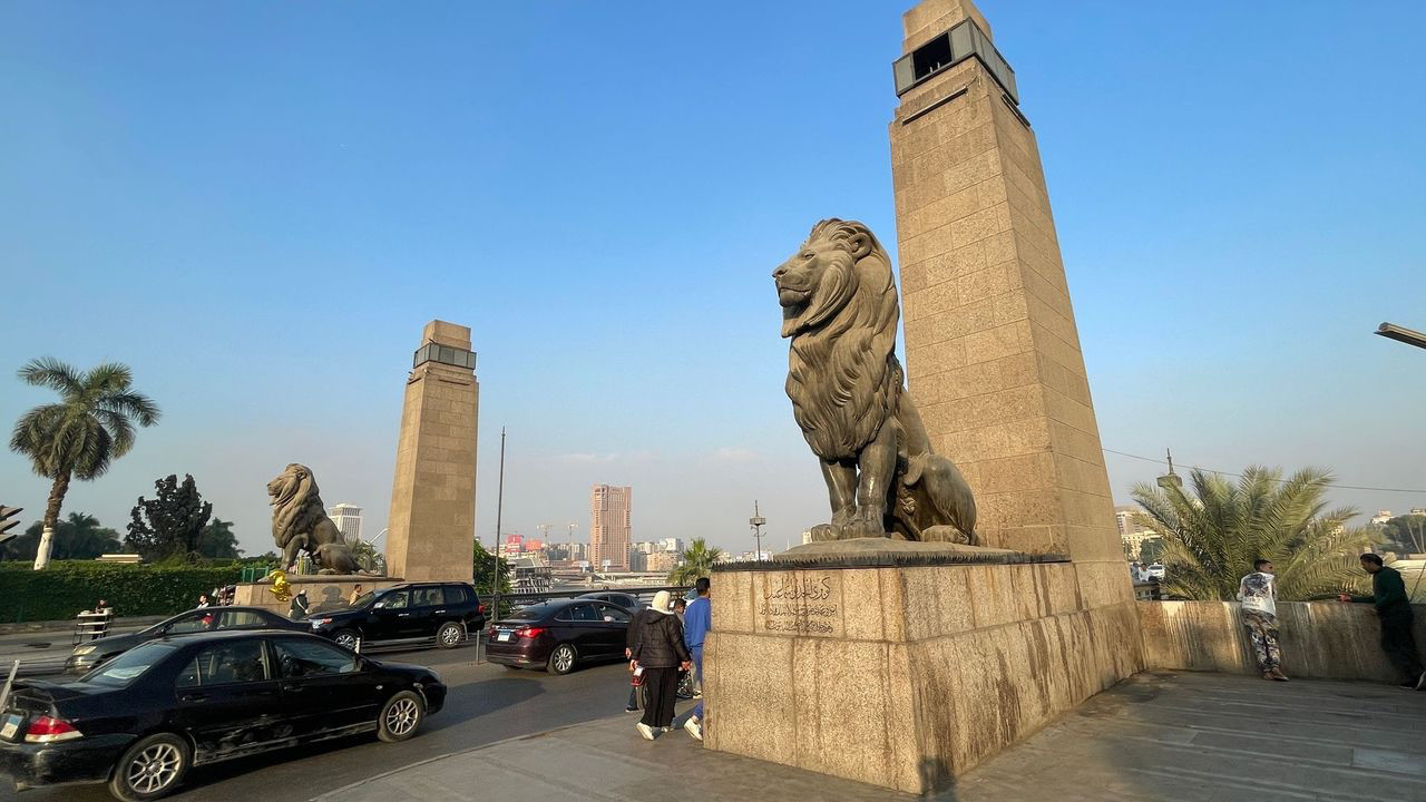 cairo lion bridge