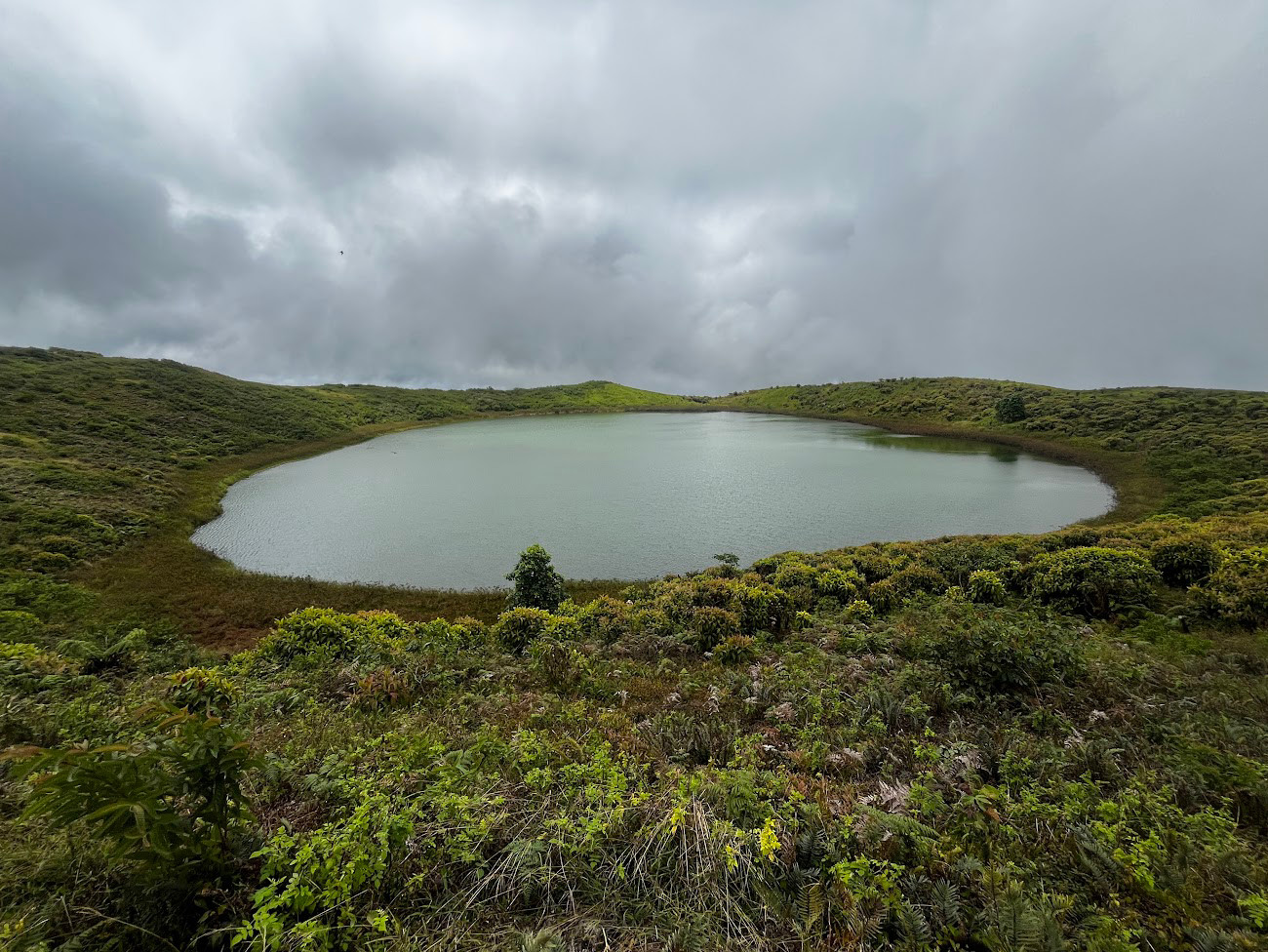 junco crater lake view2