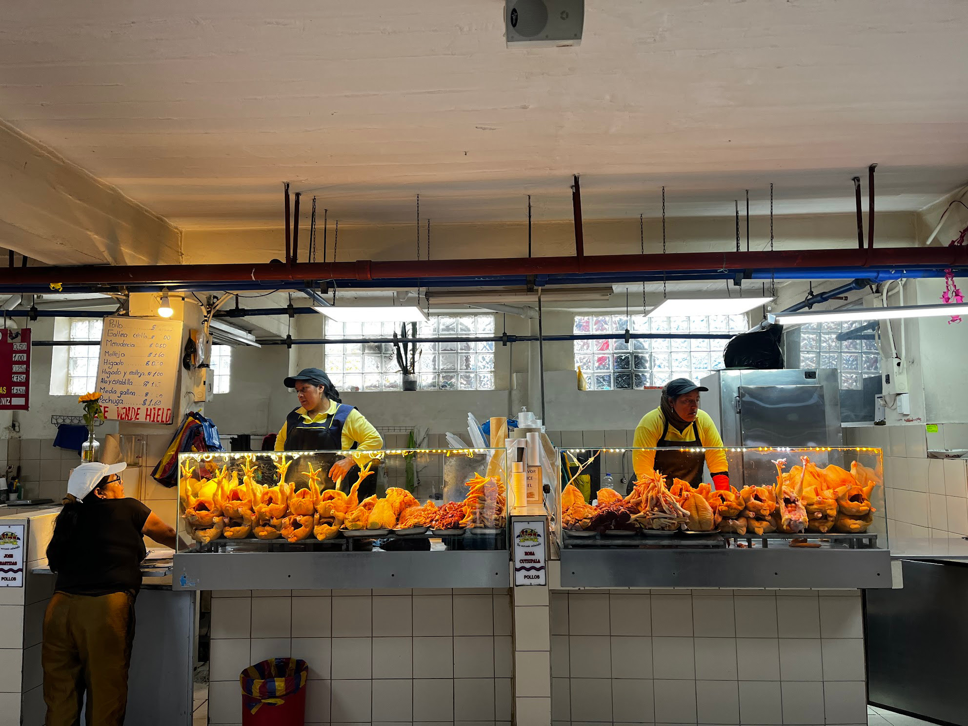 quito market chicken