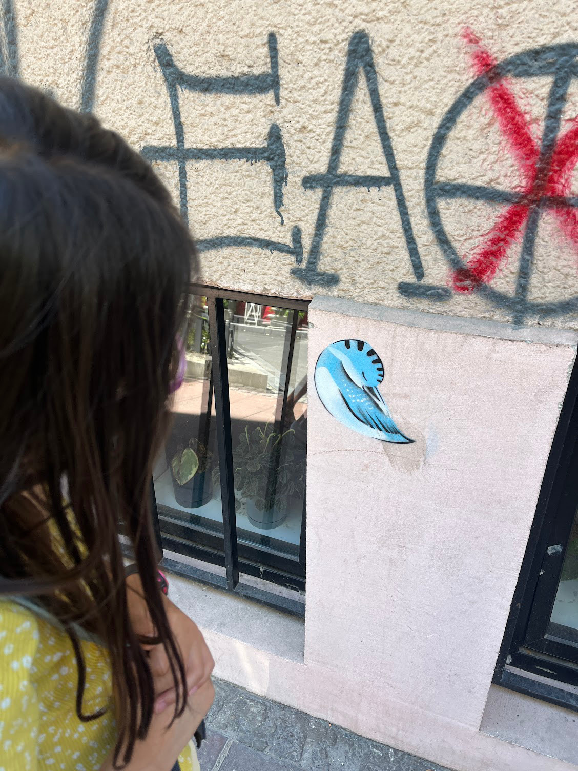 belgrade mural bird
