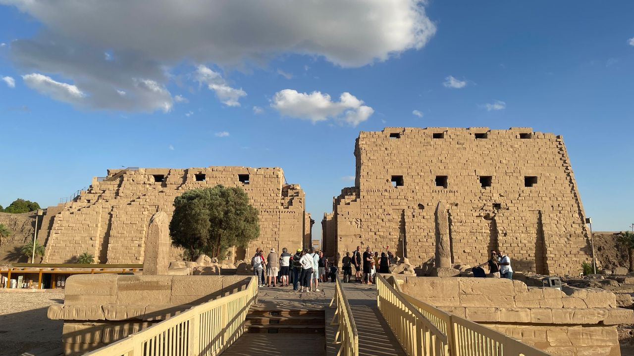 luxor karnark entrance