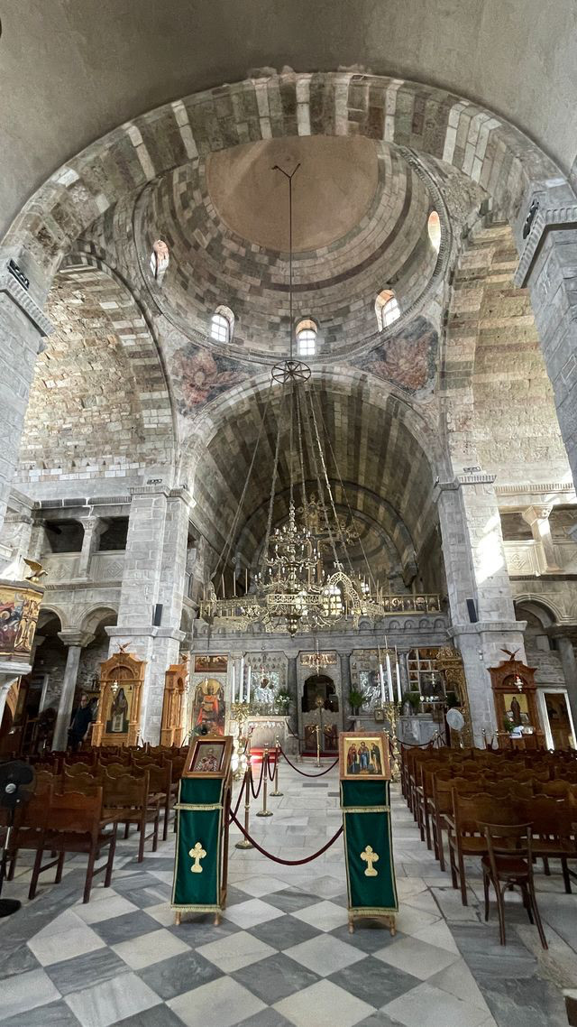paros church dome