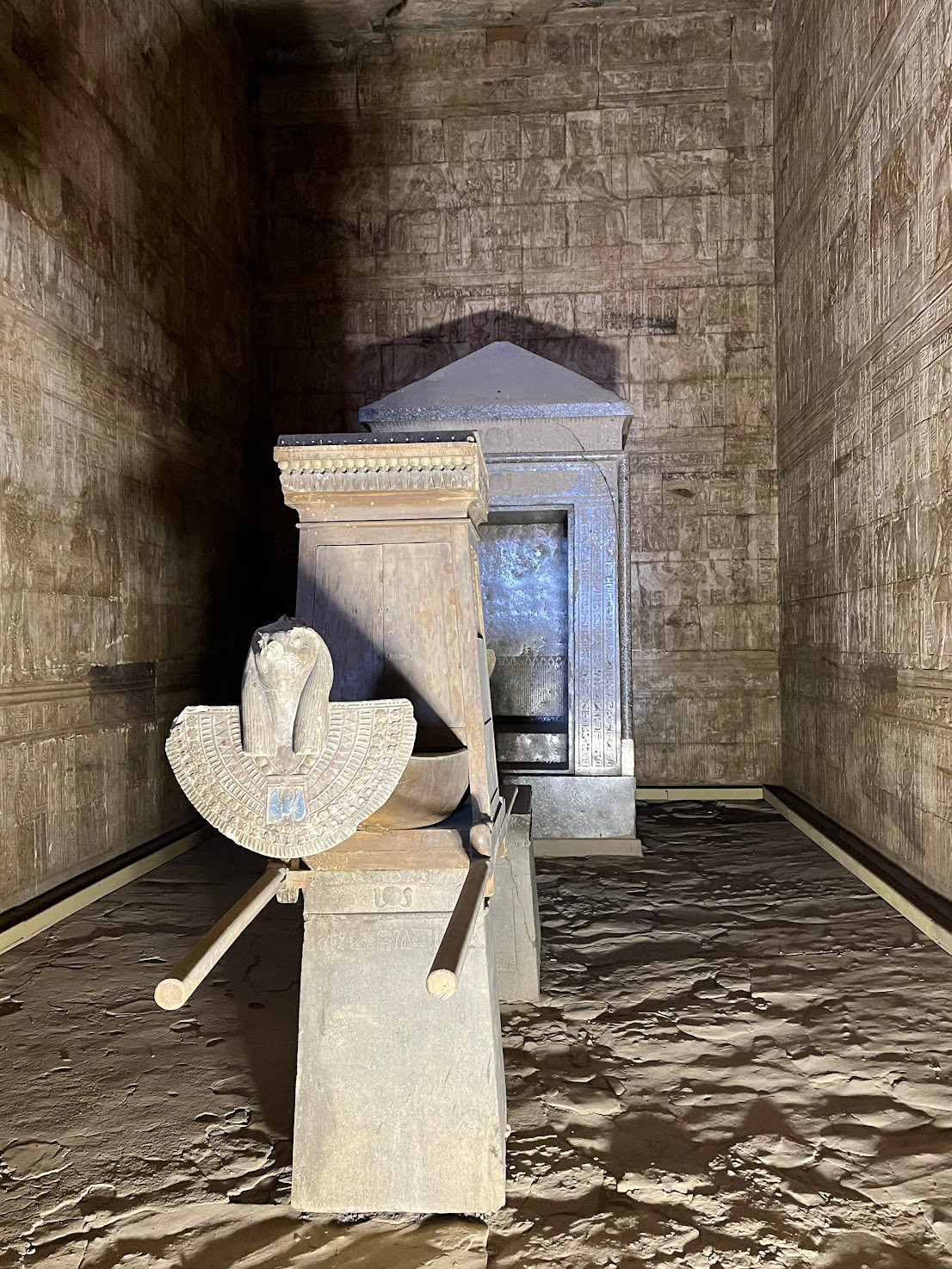 edfu temple boat room