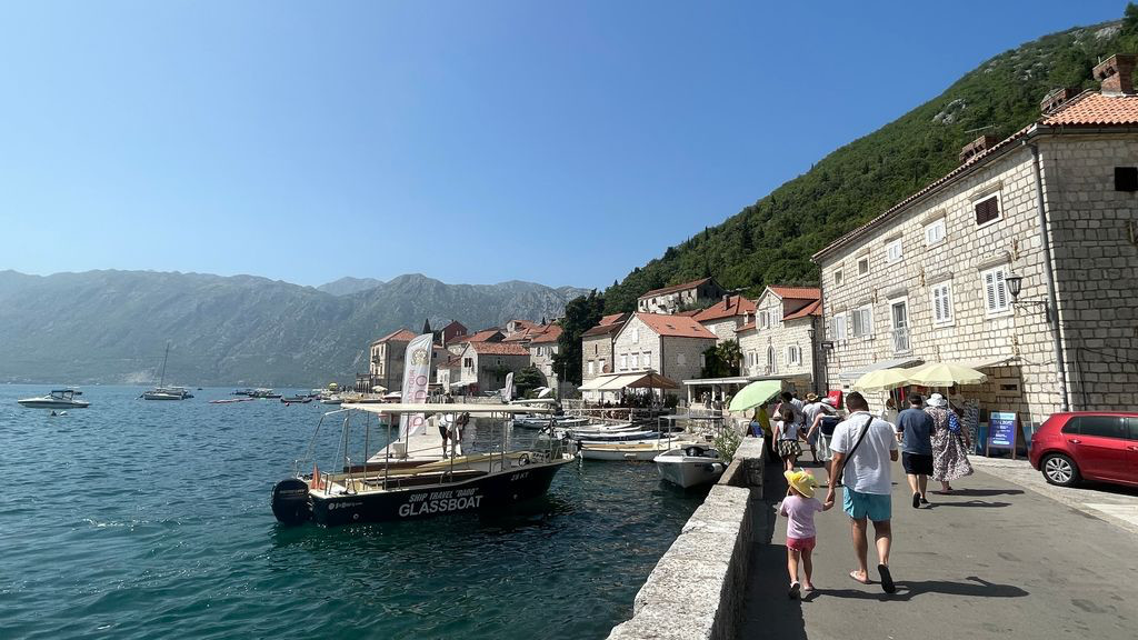 perast harbor