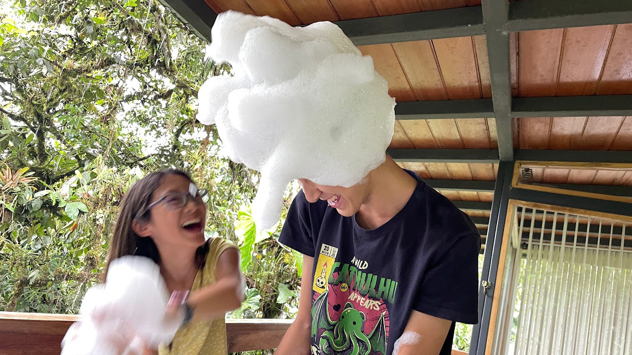 mindo bubble bath2