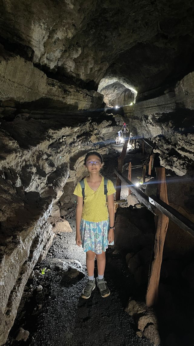 el chato lava tunnels