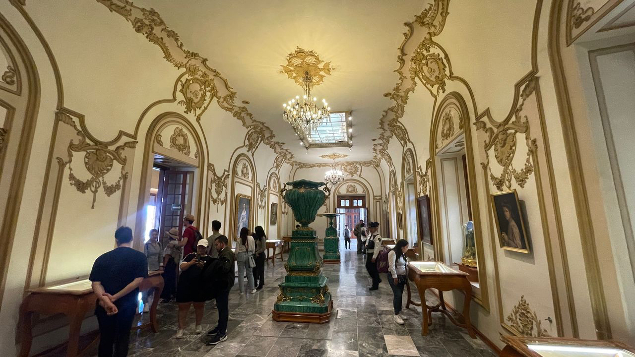 cdmx chapultepec castel interior