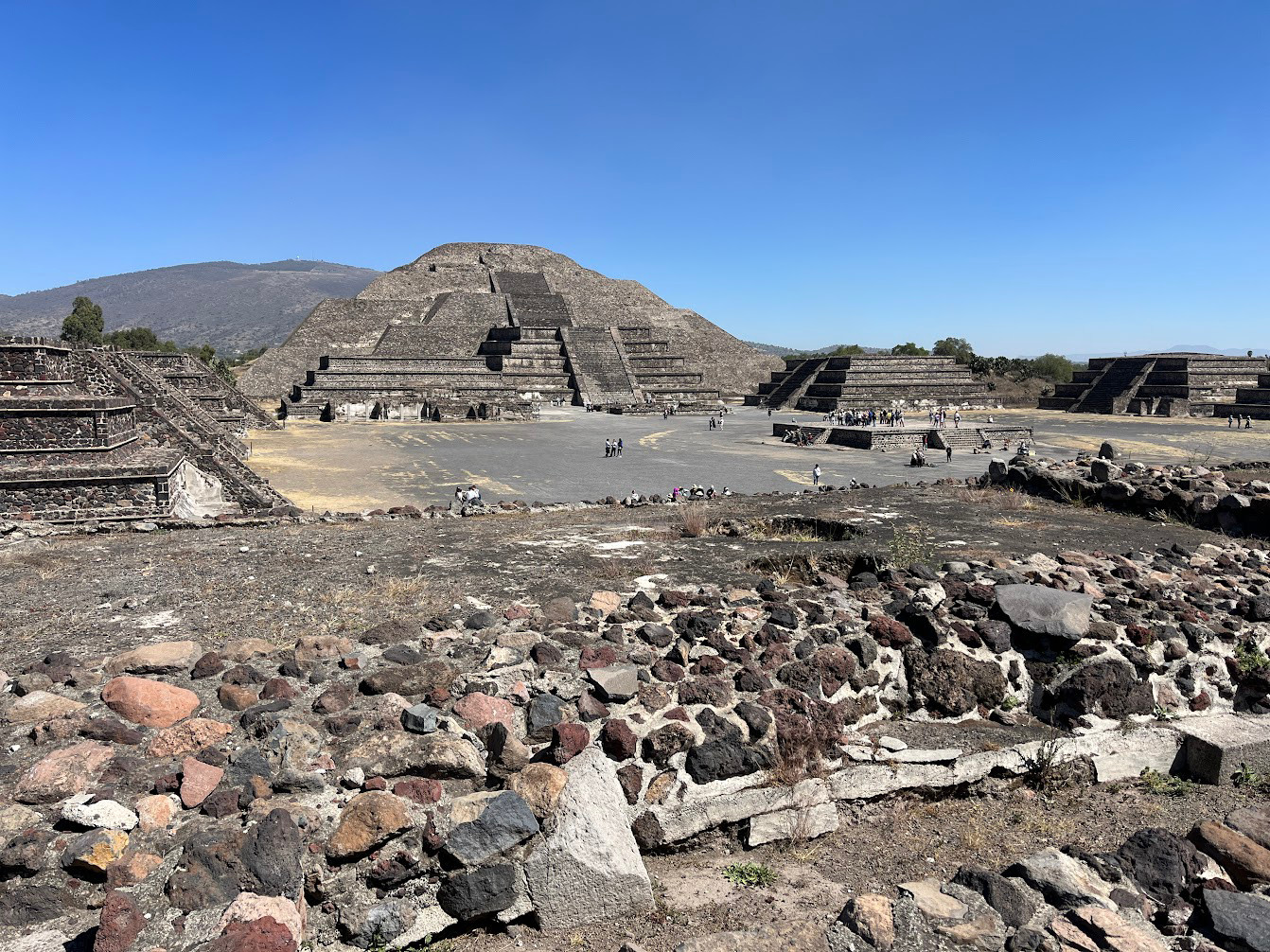 teotihuacan view