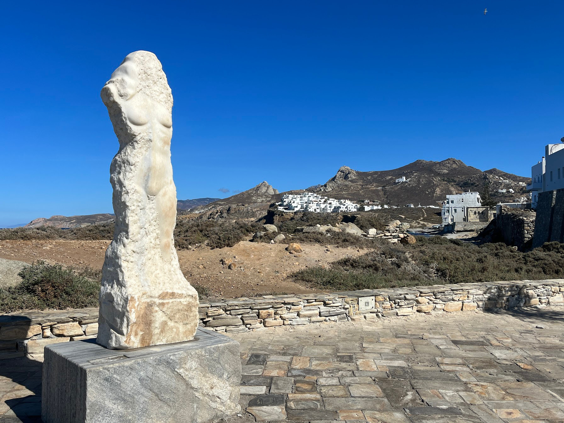 naxos ariadne statue