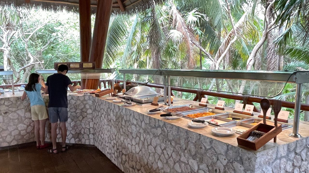 xcaret buffet food