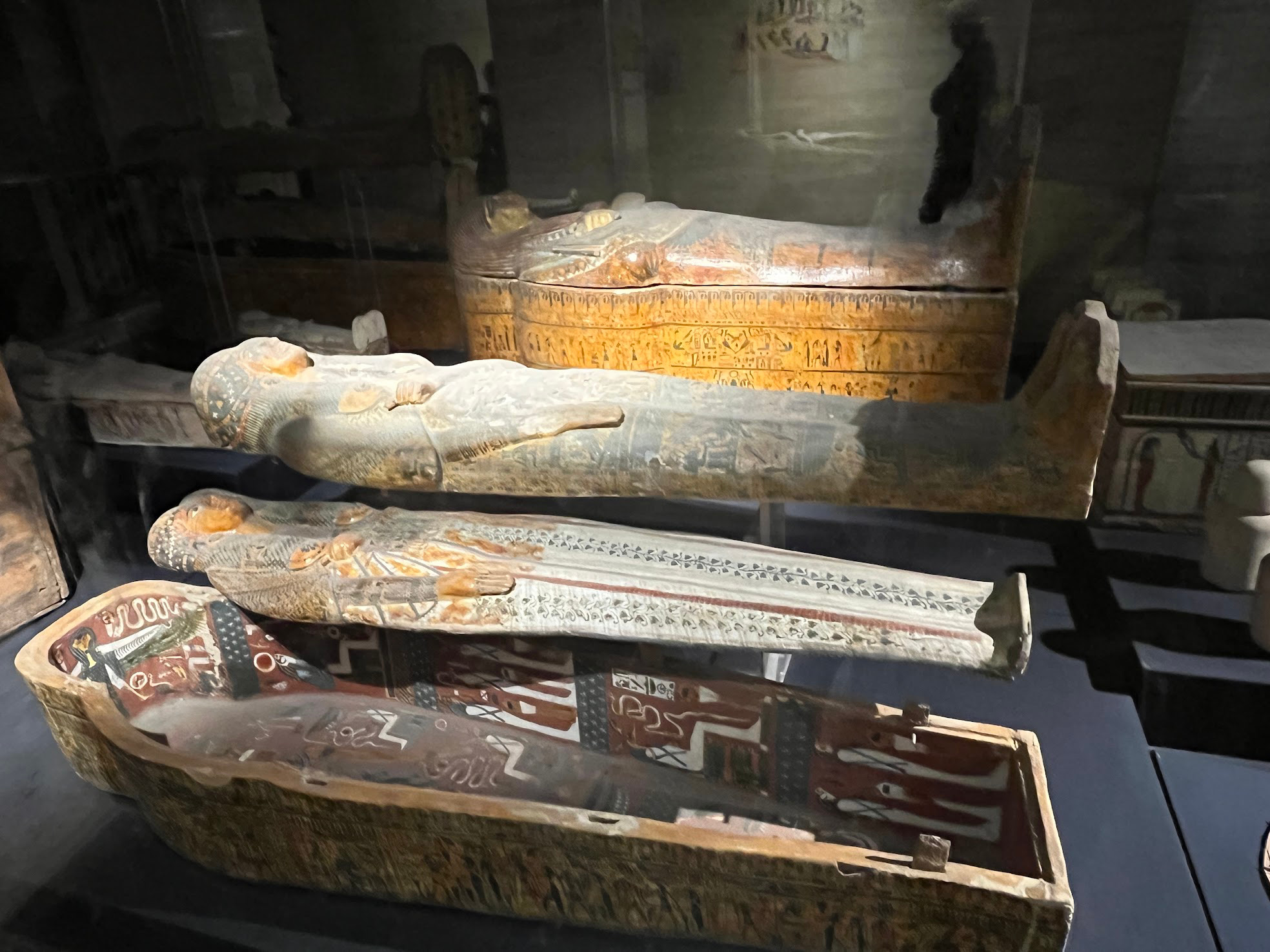 cairo egyptian museum mummy layer