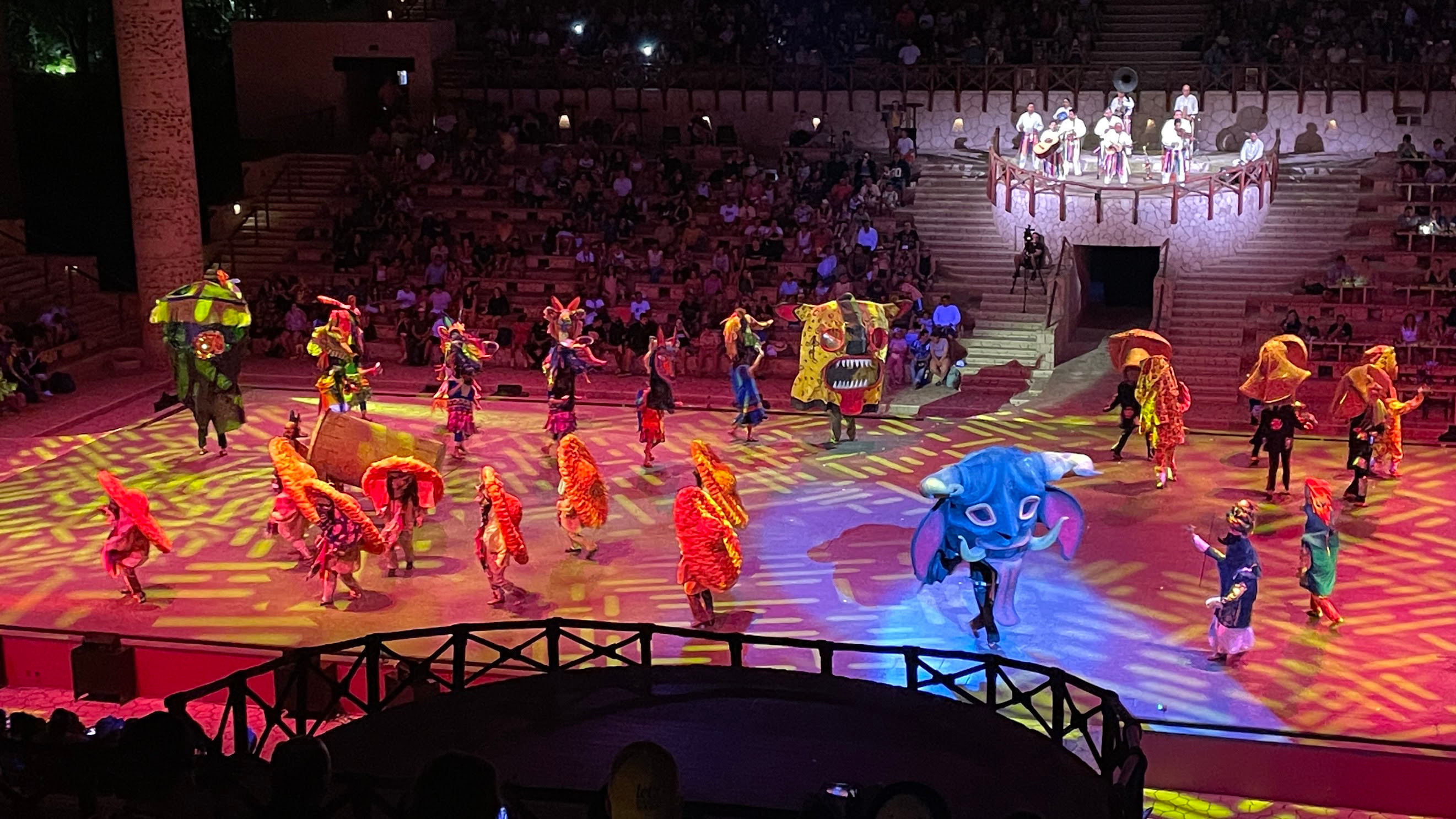xcaret show1