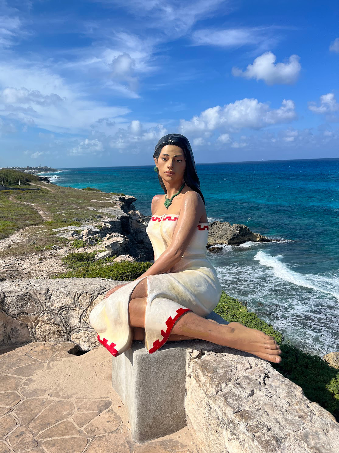 isla mujeres statue