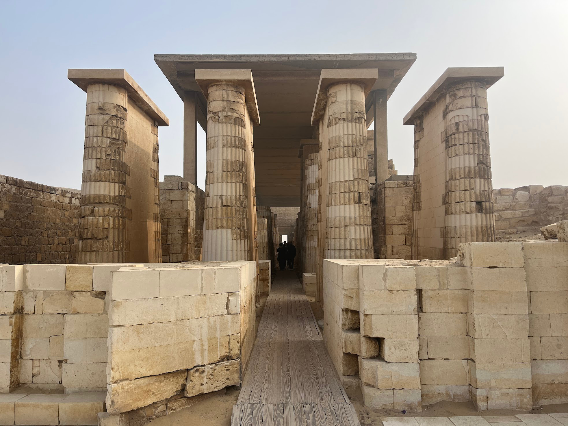 saqqara temple columns