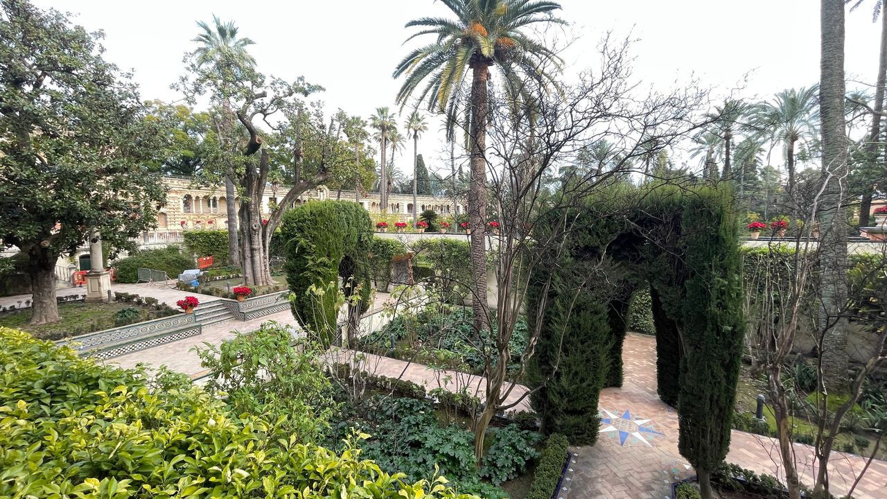 sevilla real acalzar garden