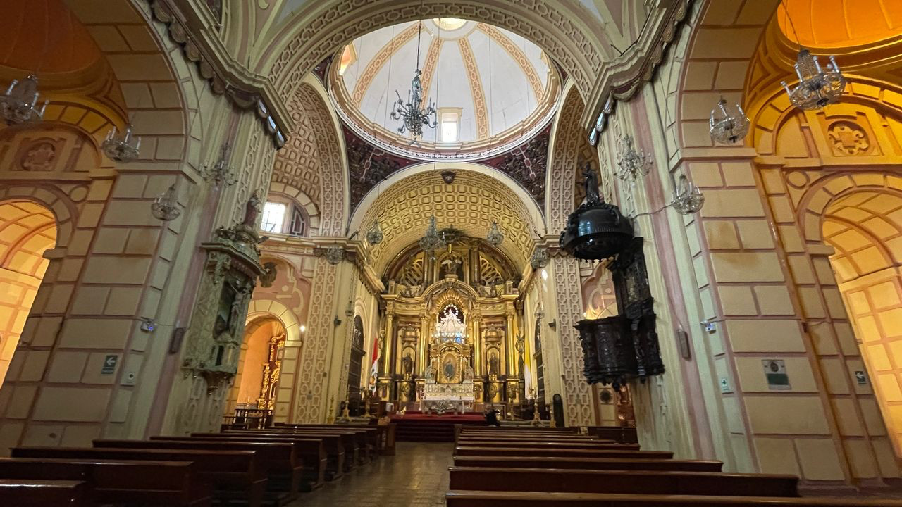 Lima church interior