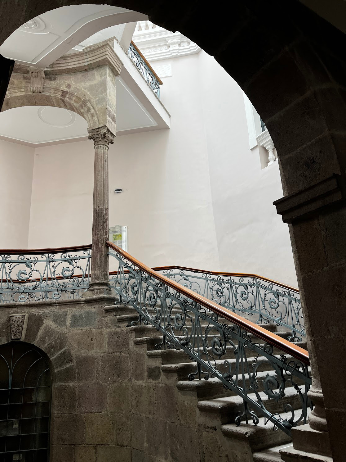 quito Carondelet Palace stairs