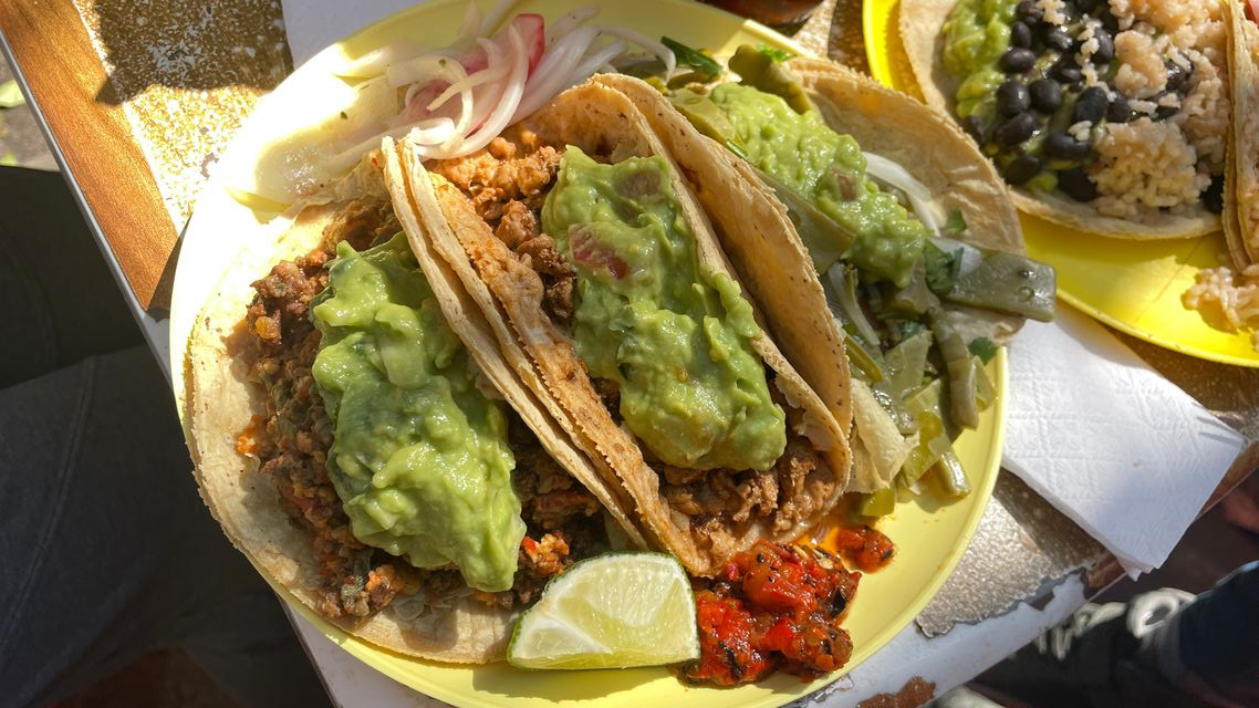 cdmx taco quisado plate